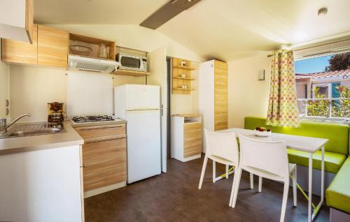 Nice Stacaravan In Pula With House Sea View