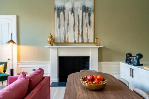 Dragon Suites Luxury Apartments at Rutland Square photo 11