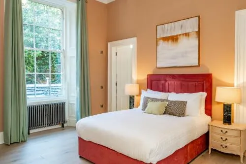 Dragon Suites Luxury Apartments at Rutland Square photo 4