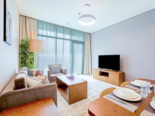 Bright & Spacious 2-Bedroom Apartment Al furjan-708