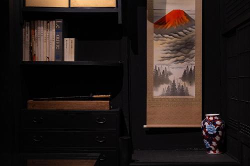 Namba 15min by train 90yo Traditional Osaka Stay