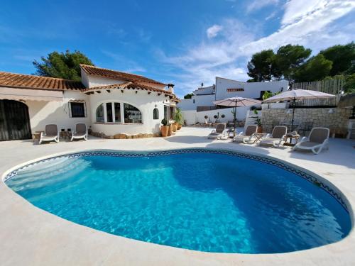 Villa avec piscine privée proche plage à Moraira Calme & élégance