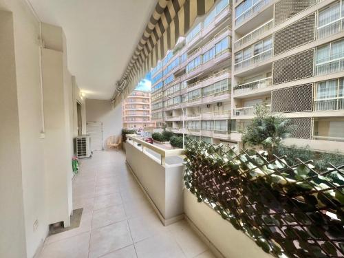 Riva apartment in the city center by Welcome to Cannes