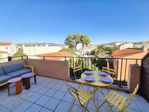 Duplex contemporain, climatisation à deux pas de la mer