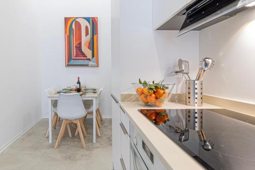 Modern & Stylish Apartment Close to the Beach