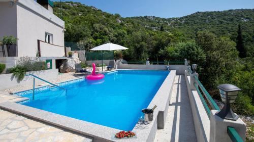 Apartment Zelenika Villa by Villas Guide