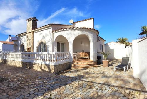 LEON INMO Chalet Bianca - 10105