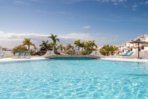 NUEVO Y acogedor dúplex con amplia terraza y vistas al mar