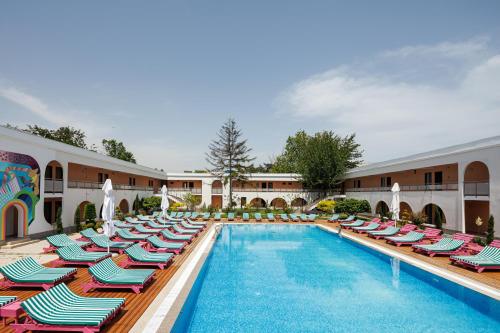 Piscina a ibis Styles Venus o a prop