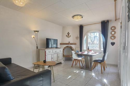 LEON INMO Chalet Amira - 10191