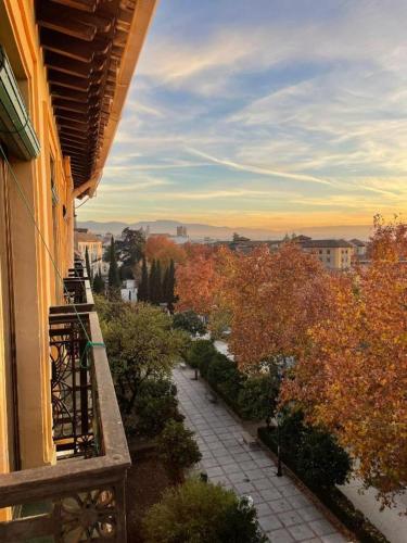 Large family apartment in Albayzin & Center