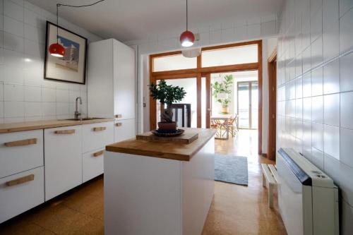 Large apartment in Albayzin & Center