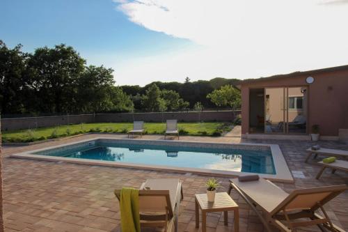 Apartman with pool