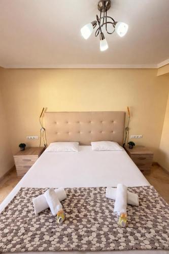 Large Apartment with Sea Views & Terrace