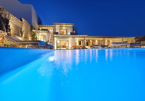 Villa Daedalus - Luxe Hilltop Escape with Infinity Pool, Jacuzzi & Panoramic Sea Views