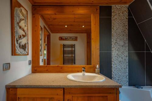 Astoria - UltraCentral 140m2 Balcons Vues Balneo Sauna