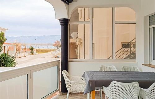 Amazing Apartment In Vir With Wifi
