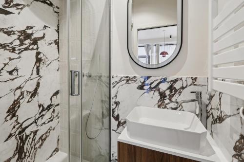 Lavie Maison Architect flat with AC