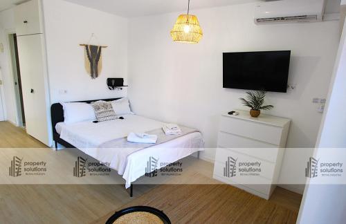 519 Jupiter Estudio - Apartamento con vista al mar, la piscina y las montañas