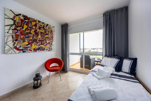 Pera Beach & Pool - Silhueta Citadina