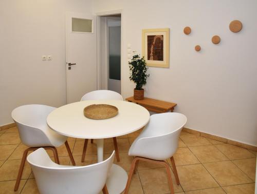 Ifigenias Apartment-Near Acropolis-Koukaki