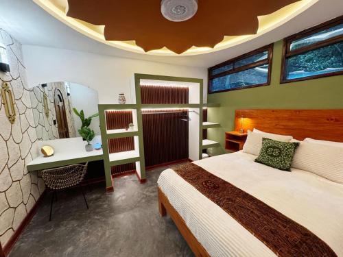 Tree Top Apartment