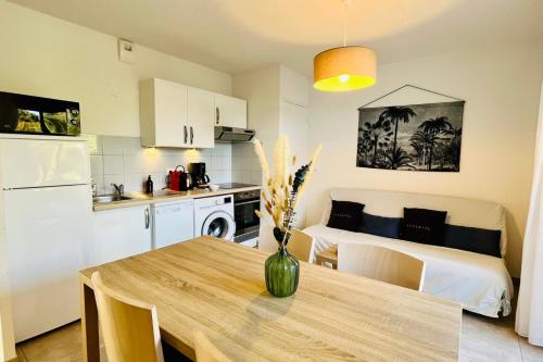 Mini-villa dans résidence avec piscine T2 BONIFACIO