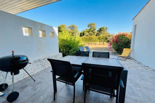 Mini-villa dans résidence avec piscine T2 BONIFACIO