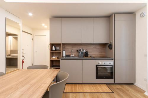 I-Host - Modern B&B Citylife Bovisa