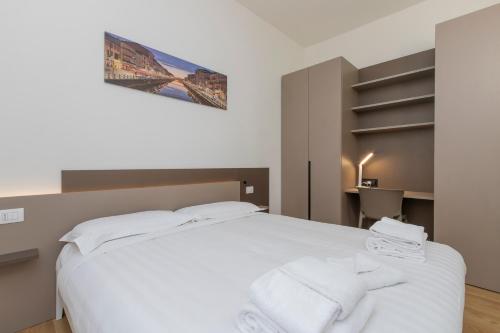 I-Host - Modern B&B Citylife Bovisa