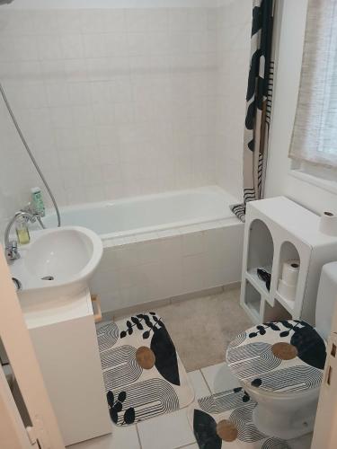 Le Lohan tesisinde bir banyo