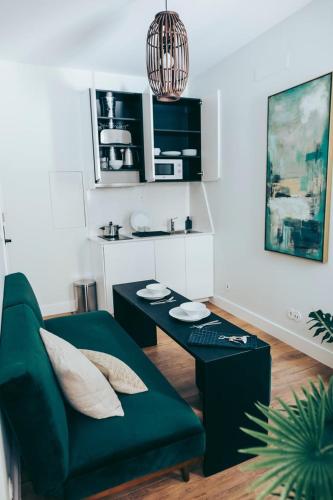 Cozy and Quiet 1BR - Intendente | By Airnest
