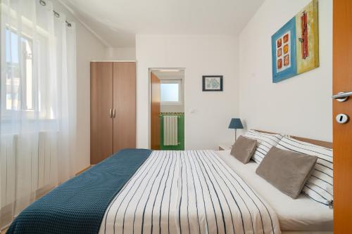 Stay in the heart of Poreč - 50m to the beach
