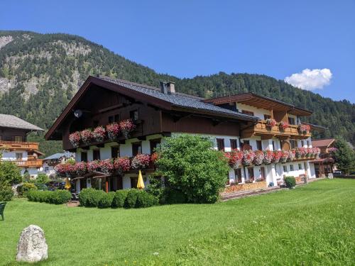 Apartments & Zimmer Urschnerhof