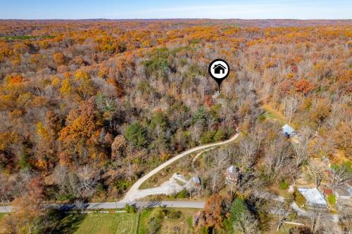 an overhead view of a road with a sign on it at The Treehouse at the Rustic Retreat in Nashville