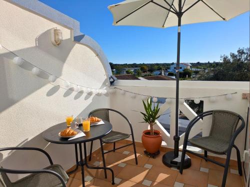 Sunny Studio with Balcony and Pool - Cabanas de Tavira