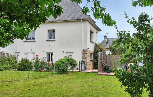 3 Bedroom Beautiful Home In Cancale