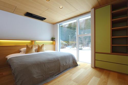 Silver Peak - A Valley Chalets Signature Residence