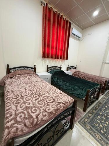 Comfy ground floor family home near Holy Shrines