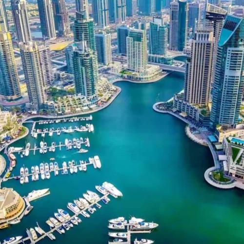 Penthouse with panoramic water-view Ultra-luxury