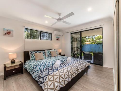 Postelja oz. postelje v sobi nastanitve Coolum Waves Pet Friendly Holiday House