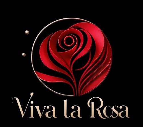 a red heart with the words viva la rosa at Viva La Rosa Hometel in Anda