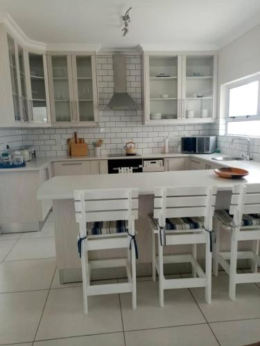 Kuchyň nebo kuchyňský kout v ubytování Haus Ayanda