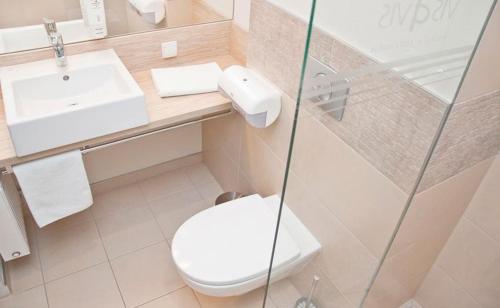 Un baño de Hotel Vis A Vis