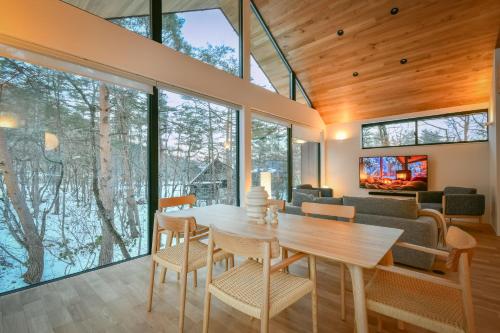 Yasuragi - Sleek modern 3 bedroom ski chalet