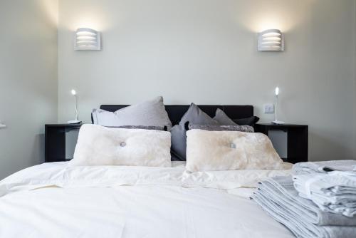 Кровать или кровати в номере Fishergate Apartments