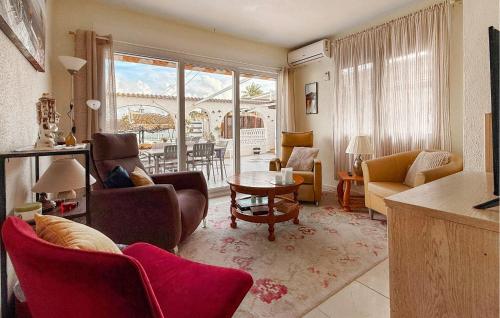 2 Bedroom Stunning Home In Torrevieja