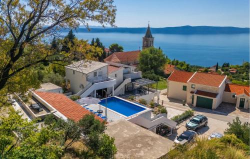 Awesome Home In Podgora