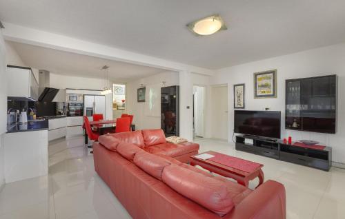 Awesome Home In Podgora