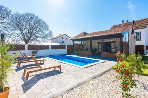 Villa Niko ZadarVillas